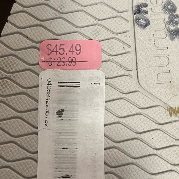 Nurture Response women’s size 10 - Picture 5 of 9